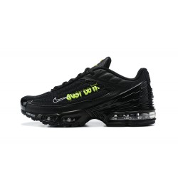 Men Nike Air Max Plus 3 Black Green Running Shoes