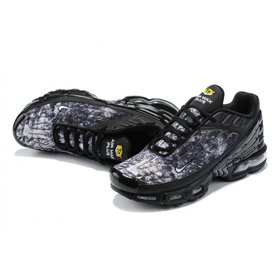 Men Nike Air Max Plus 3 Black White DO6386-001 Running Shoes