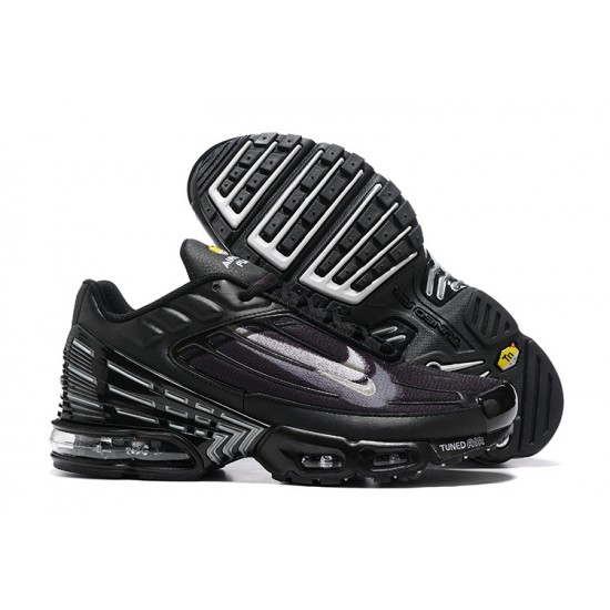 Men Nike Air Max Plus 3 Black White FD0659-001 Running Shoes